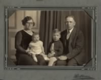 Henry and Cora Mellem Family