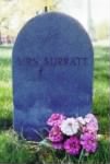 Mary Surratt Grave.jpg