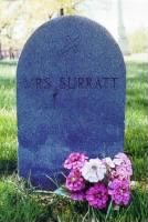 Mary Surratt Grave.jpg