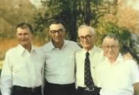Doyle Pitts with his brothers 1989