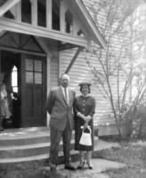 Mom & Dad @ Mt. Zion May 1959.jpg