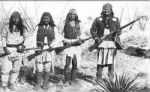 250px-Apache_chieff_Geronimo_%28right%29_and_his_warriors_in_1886.jpg