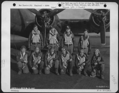 Consolidated > Crew Of The 92Nd Bomb Group Beside A Boeing B-17 Flying Fortress.  England, 10 February 1944.