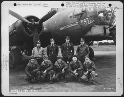 Consolidated > Lt. Davidson And Ground Crew Of The 92Nd Bomb Group Beside A Boeing B-17 "Flying Fortress" "Buzz Buggy".  England, 14 May 1944.