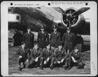 Consolidated > Crew Of The 92Nd Bomb Group Beside A Boeing B-17 Flying Fortress.  England, 31 August 1944.