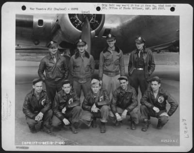 Thumbnail for Consolidated > Lt. Bissell And Crew Of The 92Nd Bomb Group Beside A Boeing B-17 Flying Fortress.  England, 19 July 1944.