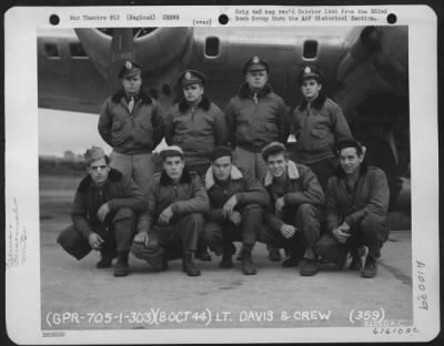 Consolidated > Lt. Davis And Crew Of The 359Th Bomb Squadron, 303Rd Bomb Group Based In England, Pose In Front Of A Boeing B-17 Flying Fortress.  8 October 1944.