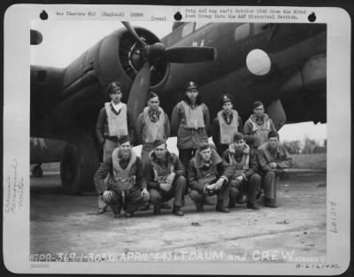 Consolidated > Lt. Daum And Crew Of The 359Th Bomb Squadron, 303Rd Bomb Group Based In England, Pose In Front Of A Boeing B-17 Flying Fortress.  6 April 1944.  Name Appears To Be 'Thunderbird' Nose Art Is Incomplete.