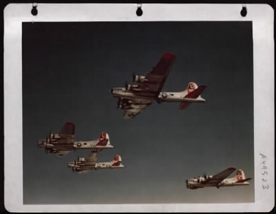 Boeing > Boeing B-17S Of The 8Th Air Force In Practice Formation Over England.