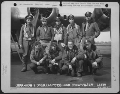 Consolidated > Lead Crew Of Bombing Mission To Pilson, Czechslovakia, In Front Of A Boeing B-17 Flying Fortress.  359Th Bomb Squadron, 303Rd Bomb Group, England.  26 April 1945.