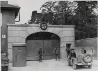 Dachau gates.jpg