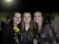 3 sisters at graduation