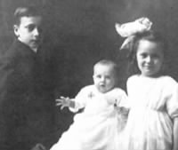Children--Frank, Dwight and Lua Akers c 1885