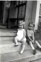 Amie Lou & Warren Jr (Happy) Taylor on Steps July 1949c
