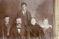 george harris family 1902.jpg