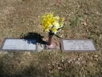 Graves of Newton and Ella Alton