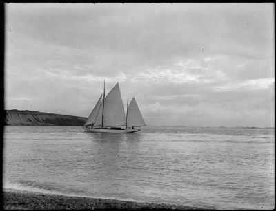 Thumbnail for Leon Abdalian Photographs > Yacht, Pemberton Hull