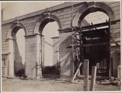 Thumbnail for Trustees' McKim Construction Photos > Boylston Street Entrance arches, construction of the McKim Building