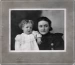 Claire kelly & half sister Maybelle Kelly Creighton.jpg