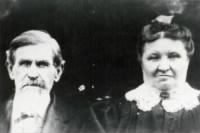 James Whalen & 2nd wife, Henrietta M 'Yettie' Bornemann *Clark Whalen about 1920.