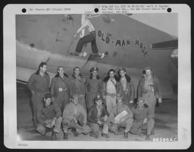 General > Crew Of The Boeing B-29 Superfortress 'Old Man Mose' Of The 20Th Bomber Command At An Advanced Base In China, November 1944.