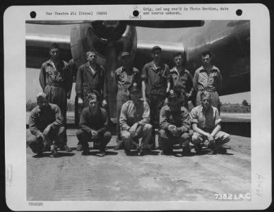 General > Capt. Sanders And Crew Pose Beside A Boeing B-29 "Superfortress" At An Air Base In China.  10 May 1944.