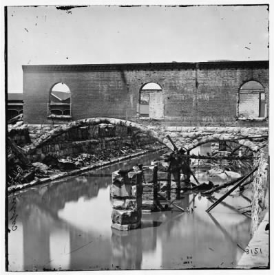 1660 - Richmond, Virginia. Ruins along the canal