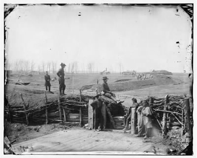 1669 - Manassas, Va. Confederate fortifications, with Federal soldiers