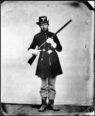 26 - Portrait of Pvt. Levi Miller, Ohio Regiment, U.S.A.