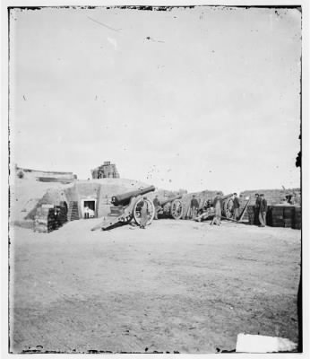 2745 - Charleston, South Carolina (vicinity). Interior of Fort Putnam on Morris Island showing guns which fired over 1200 shots into Sumter