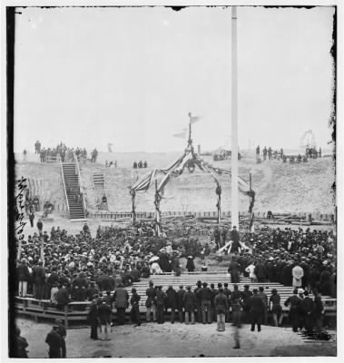 2788 - Charleston, S.C. Crowd inside Fort Sumter; another view