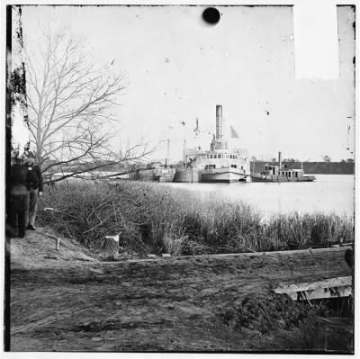 2815 - Jones' Landing, Virginia (vicinity). Mail-boat, CITY OF HUDSON on James River