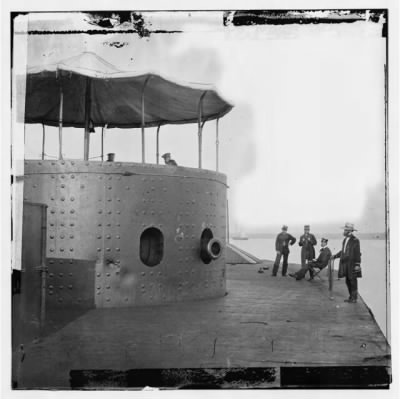 2827 - James River, Va. Deck and turret of U.S.S. Monitor seen from the bow (i.e. stern)