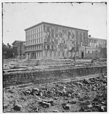 2854 - Charleston, S.C. The fire-scarred Mills House; Hibernian Hall at left