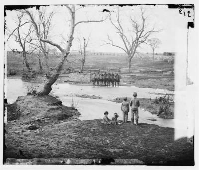 3125 - Bull Run, Va. Federal cavalry at Sudley Ford