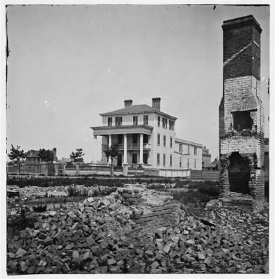 3154 - Charleston, South Carolina. O'Connor house on Broad Street where Federal officers were confined under fire