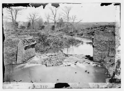 3223 - Bull Run, Virginia. Ruins of stone bridge