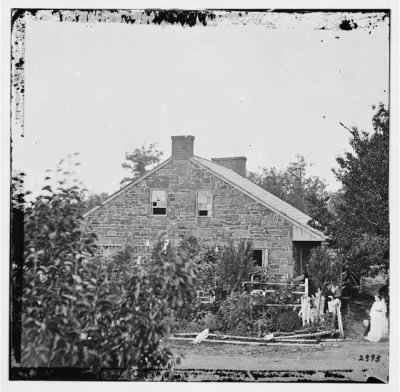 3269 - Gettysburg, Pa. Headquarters of Gen. Robert E. Lee on the Chambersburg Pike