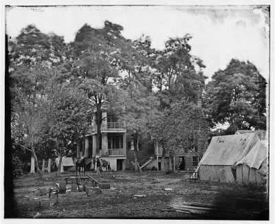 3452 - Fairfax Court House, Va. House used as a headquarters by Gen. G. B. McClellan and Gen. P. G. T. Beauregard
