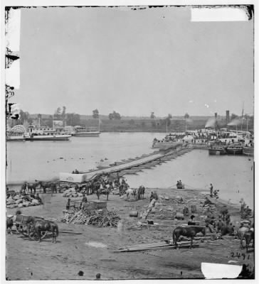 3517 - Port Royal, Va. The Rappahannock River front during the evacuation