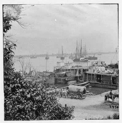3735 - City Point, Va. View of waterfront with Federal supply boats
