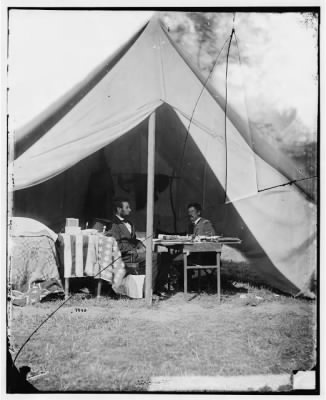 3748 - Antietam, Md. President Lincoln and Gen. George B. McClellan in the general's tent