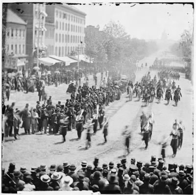 4388 - Washington, District of Columbia. The Grand Review of the Army. Infantry passing on Pennsylvania Avenue near the Treasury