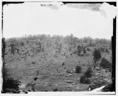 4732 - Gettysburg, Pennsylvania. View of Little Round Top