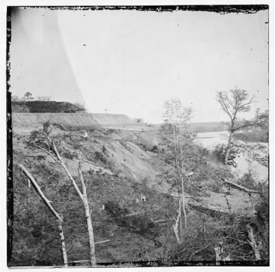 5331 - Drewry's Bluff, Virginia. Exterior view of Confederate Fort Darling and obstructions in James