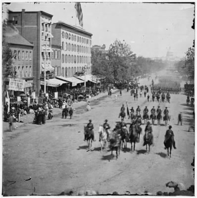 562 - Washington, District of Columbia. The grand review of the Army. Gen. Andrew A. Humphreys, staff and units of 2nd Corps passing on Pennsylvania Avenue