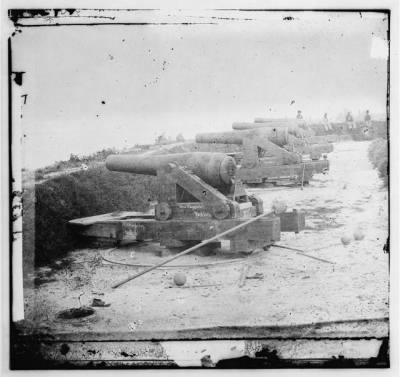 6541 - Yorktown, Va. Confederate water Battery Magruder, with Rodman smooth-bore siege guns