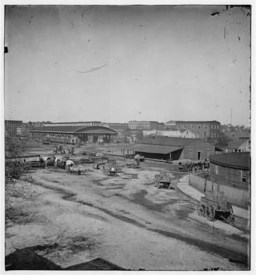 6667 - Atlanta, Ga. Railroad depot and yard; Trout House and Masonic Hall in background