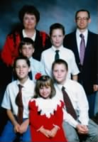 Warren & Stephanie Taylor Family 1990.jpg