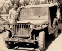 Howard Sr with Rita Jeep.jpg